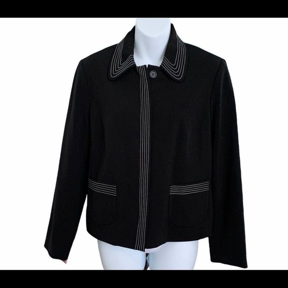 Short Blazer Black/White Stitching - Picture 4 of 5